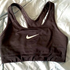Selling Nike sports bra great condition!!